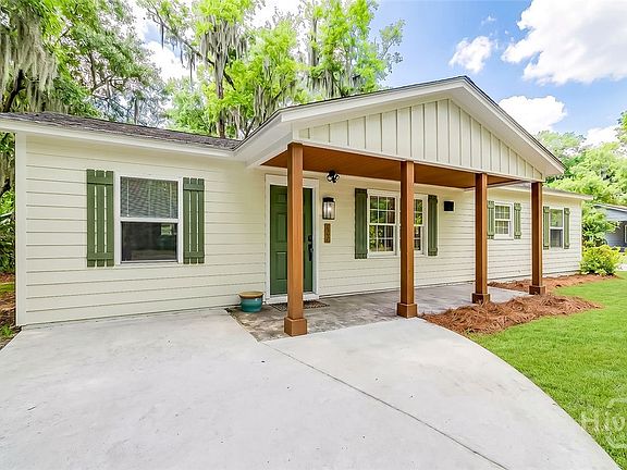 2nd image of 32 Brookview Drive