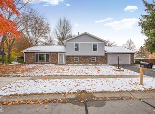 11709 Cameron Dr, Fishers, IN 46038