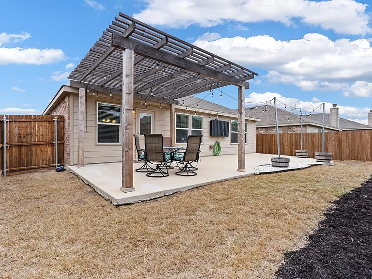9937 Amosite Dr — Photo 24