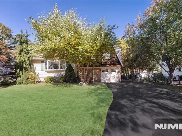 230 Washington Avenue, Westwood, NJ 07675