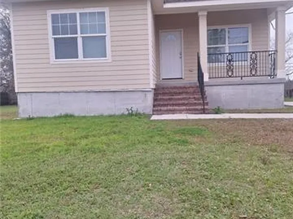 5516 Montegut Dr, New Orleans, LA 70126