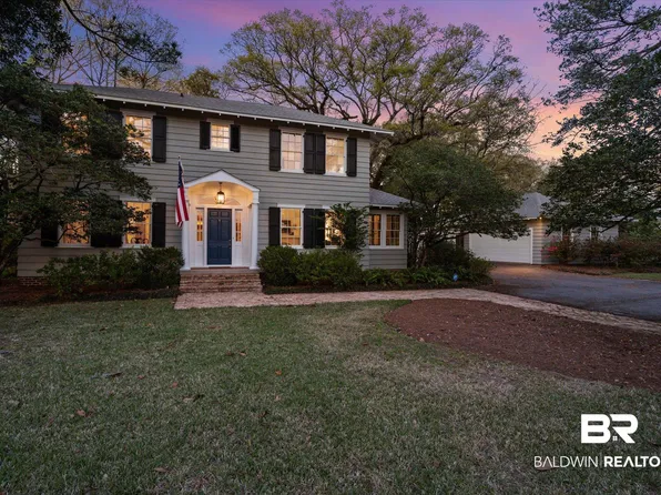 2 Westgate Rd, Mobile, AL 36608
