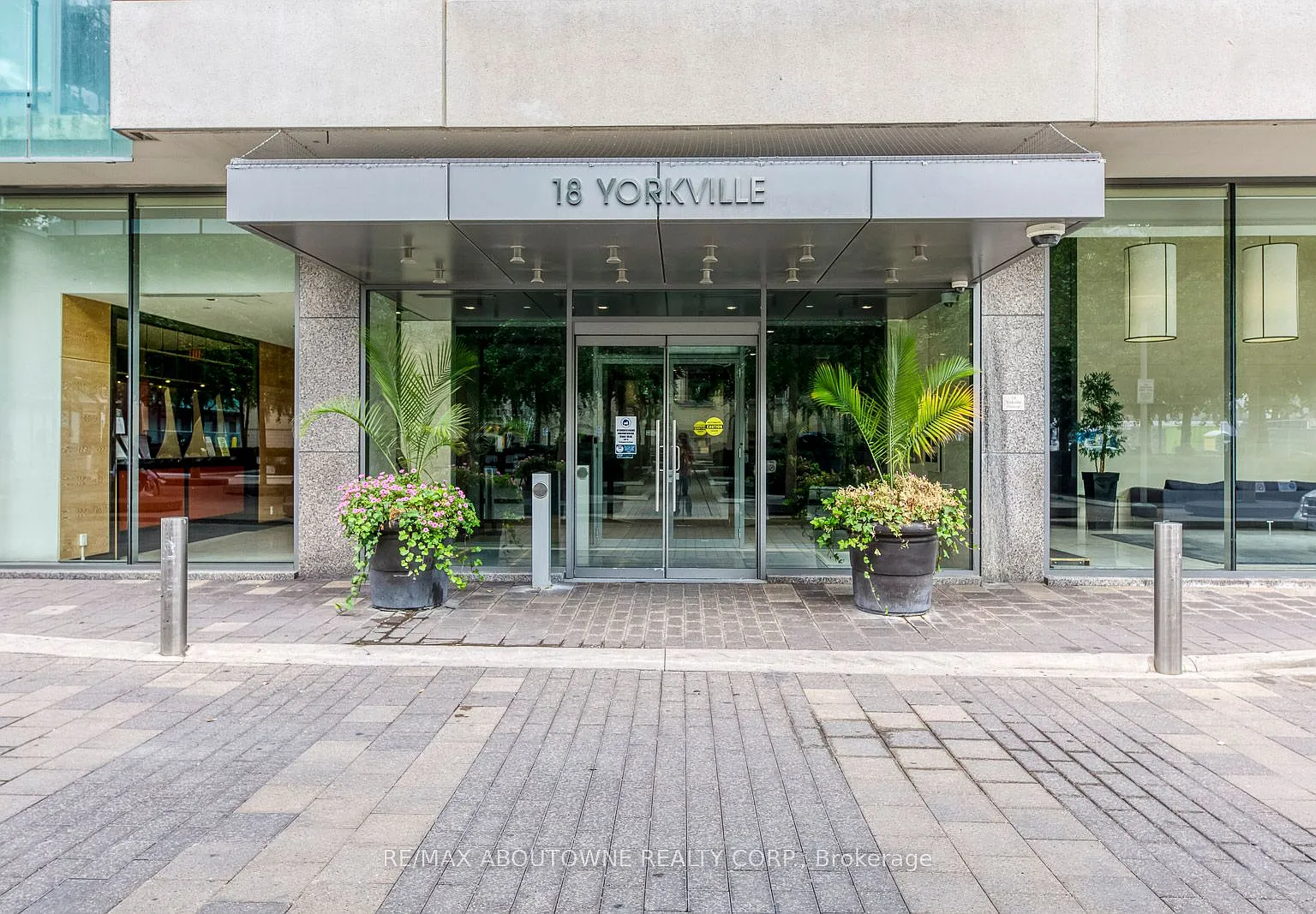 2 bed, $4,200 — Photo 2
