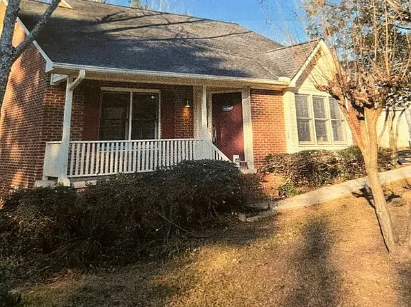 185 White Oak Ct, Clarkesville, GA 30523