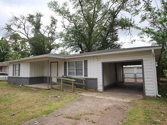 2nd image of 2327 Plume Dr