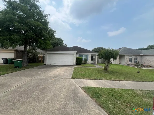 316 Clydesdale Ln, Victoria, TX 77904