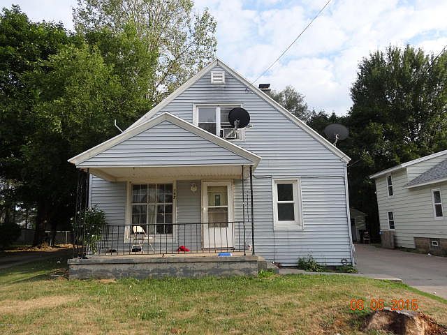 1st image of 152 Himes St SE