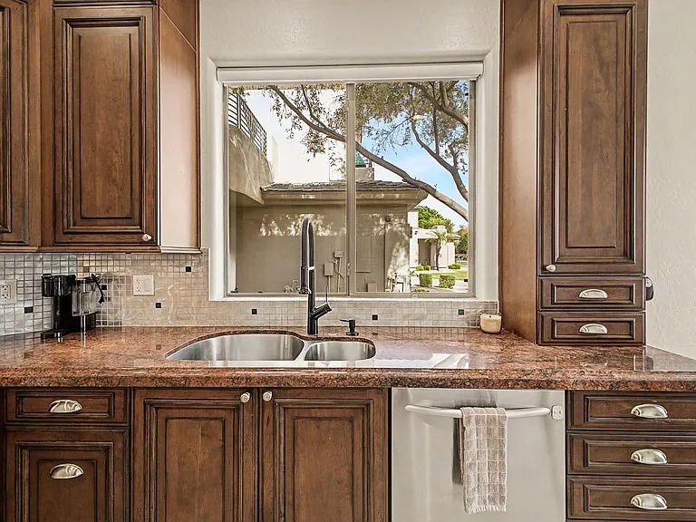 7262 E Woodsage Ln — Photo 13