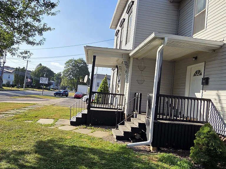 164-166 Main St #166B — Photo 7