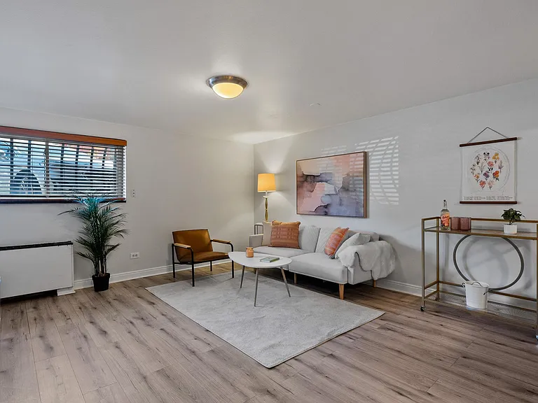 1260 N York St #105 — Photo 5