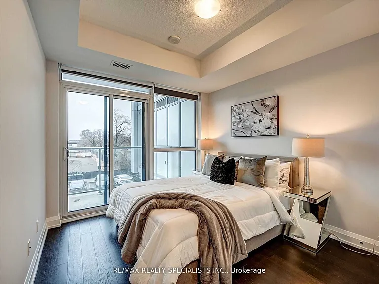 65 Speers Rd #204 — Photo 7