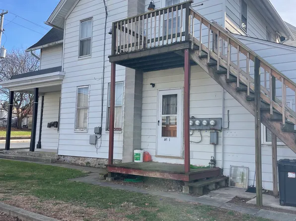 6 S 2nd St APT 2, Dillsburg, PA 17019