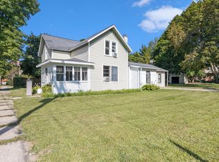114 E Coffren St, Greenville, MI 48838