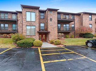 340 W Saint Joseph St APT 14, Green Bay, WI 54301