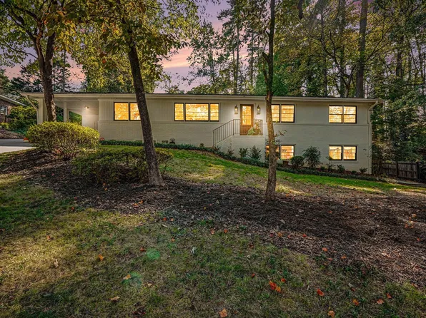 825 Northbrook Dr, Raleigh, NC 27609