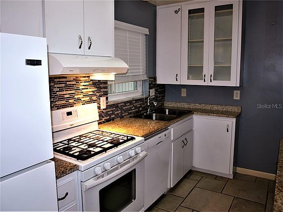 5th image of 6253 Sooner St