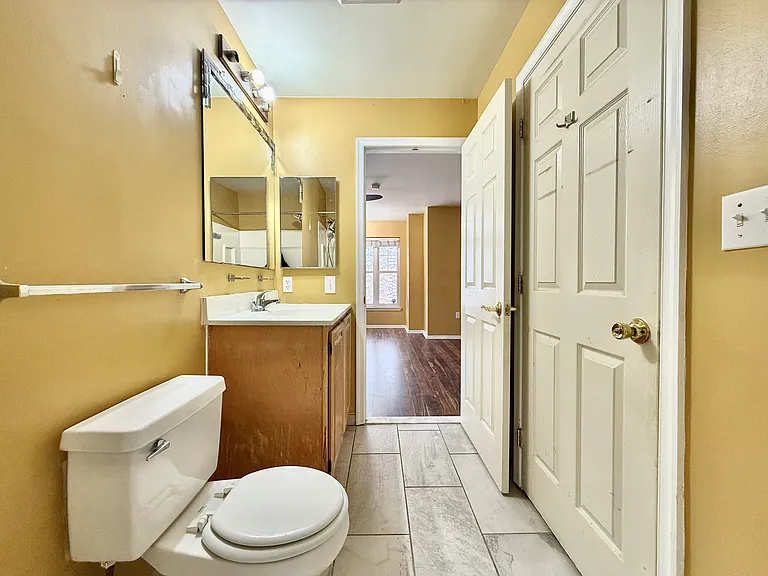 1823 S Napa St — Photo 39