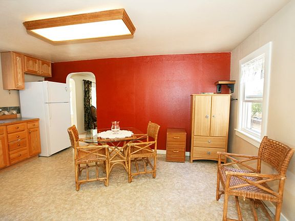 5th image of 3489 Chico Way NW