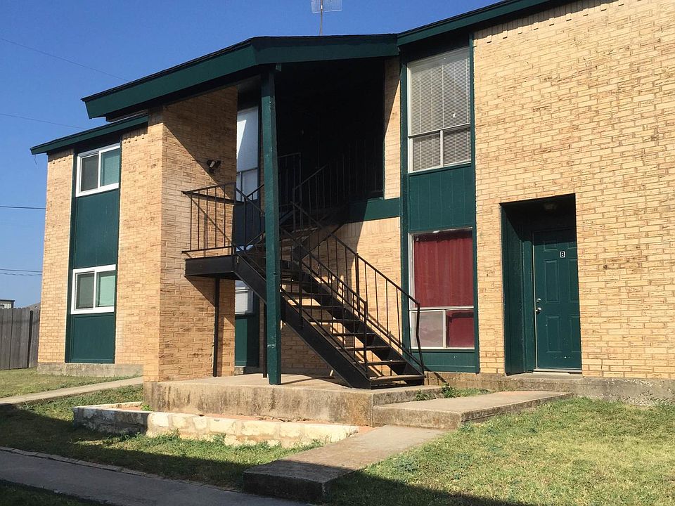 1st image of 2421 Valley Forge Ave APT C
