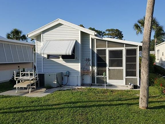2nd image of 269 Bainbridge Dr