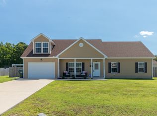 208 Laurel Woods Way, Currituck, NC 27929
