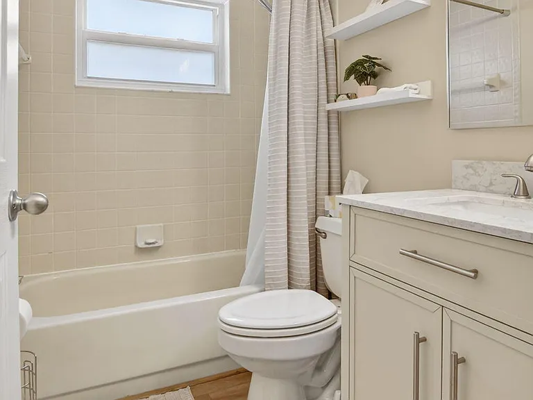 10065 Camelback Ln — Photo 29