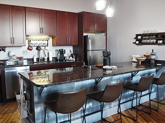 5th image of 200 Lincoln Ave Suite 303