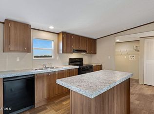5744 N Lakeview Dr, Casa Grande, AZ 85194
