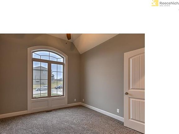 4th image of 2681 W Elm St