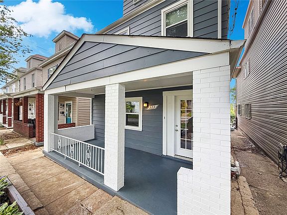 3rd image of 323 Glenn Ave