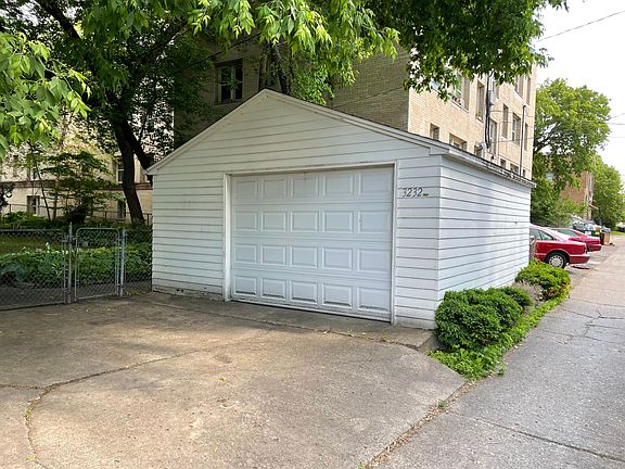 3rd image of 3232 Fremont Ave S