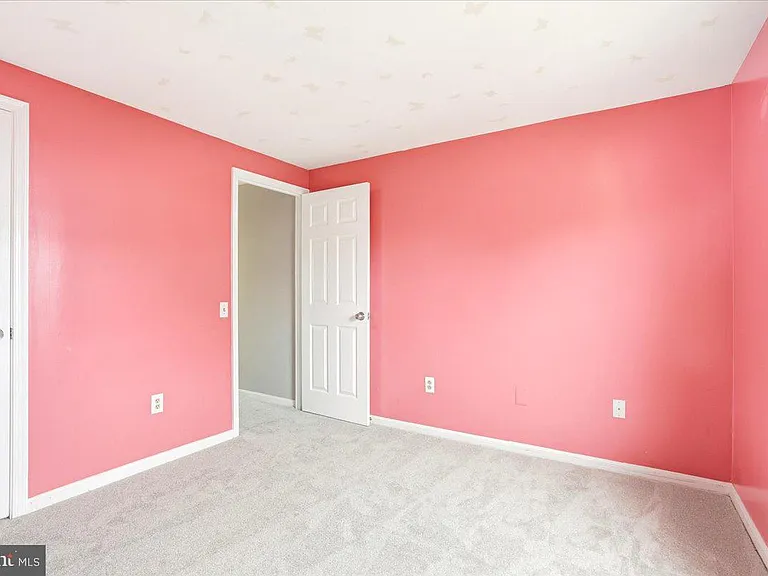 5735 Sunset View Ln — Photo 23