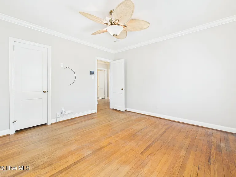 2912 Oberlin Rd — Photo 45