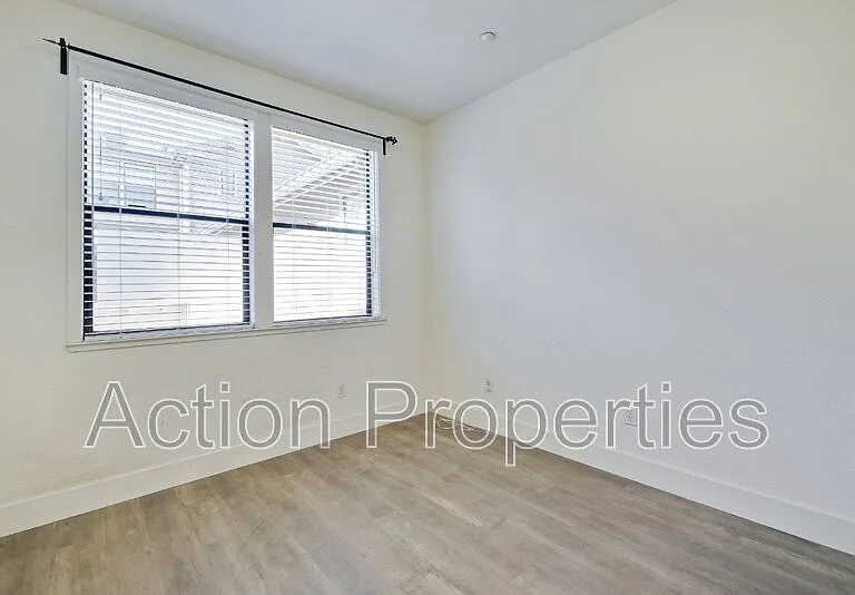 4206 Rickeys Way #I — Photo 15