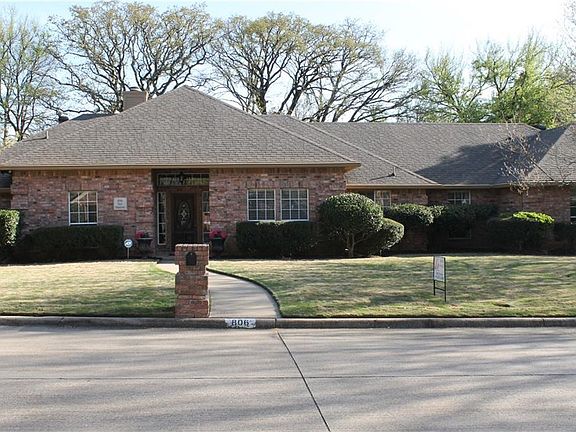 5th image of 806 Oak Shadows Ct