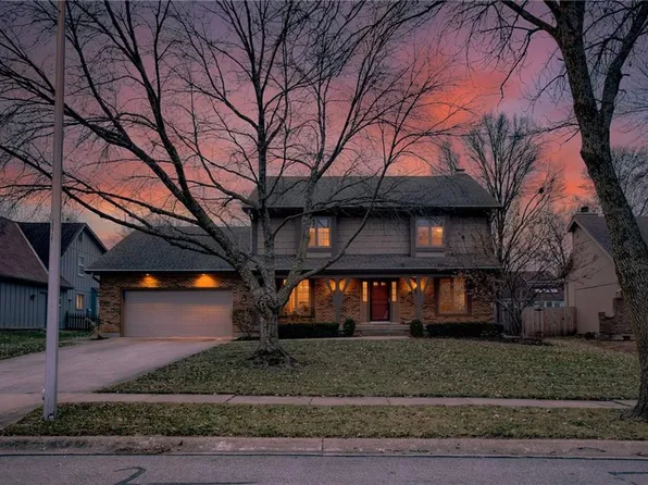 1109 W 122nd St, Kansas City, MO 64145