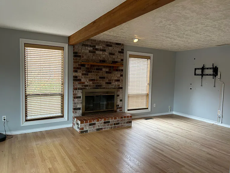 2895 NW 156th Pl — Photo 8