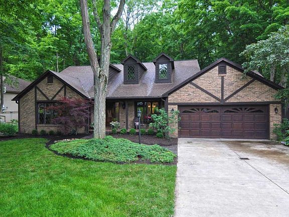 3rd image of 5490 Aryshire Dr