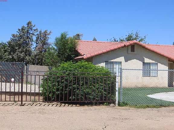 3rd image of 11016 Lincoln Ave