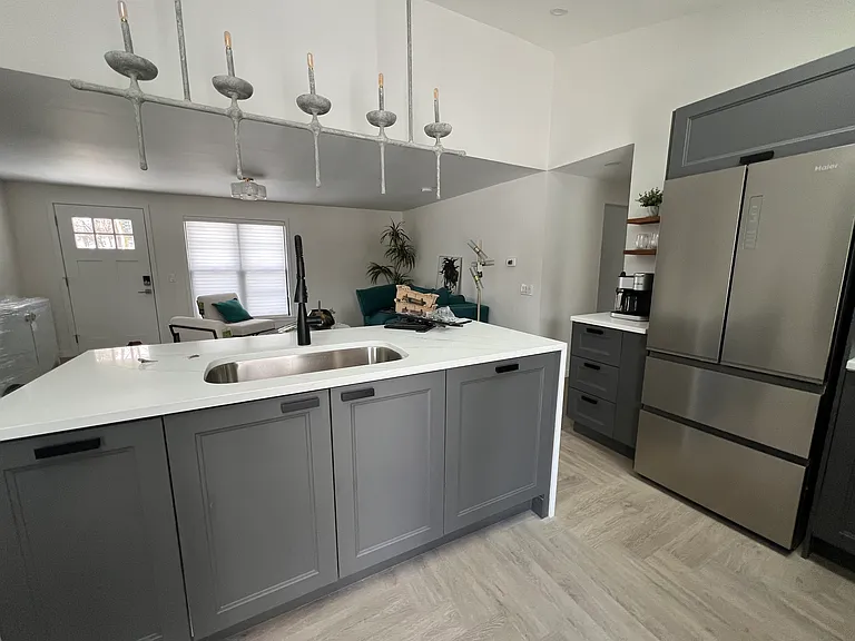 102 South St — Photo 9