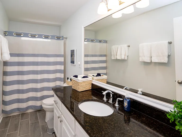 218 Long Island Dr — Photo 26