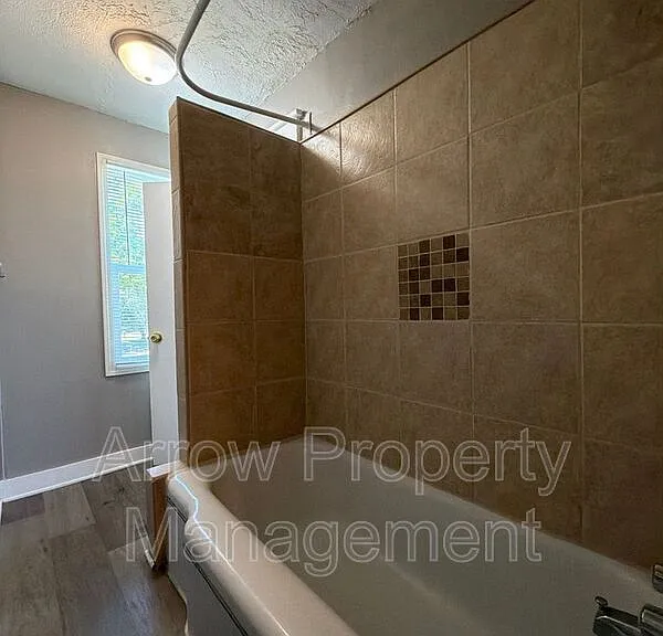 3502 S 51st St #3 — Photo 7