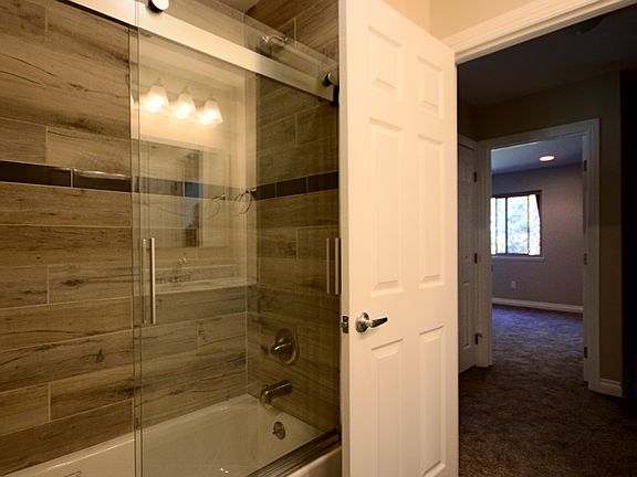 5th image of 2862 E Frontera St Unit A