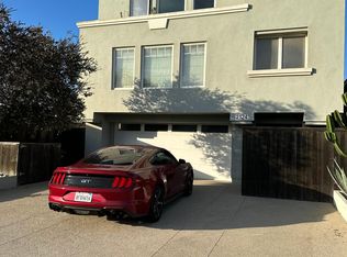 2124 Ocean Dr, Oxnard, CA 93035