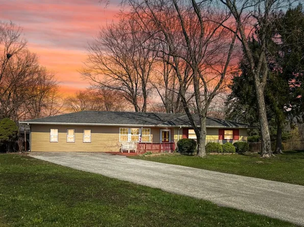 26731 S Dunlieth Ct, Crete, IL 60417