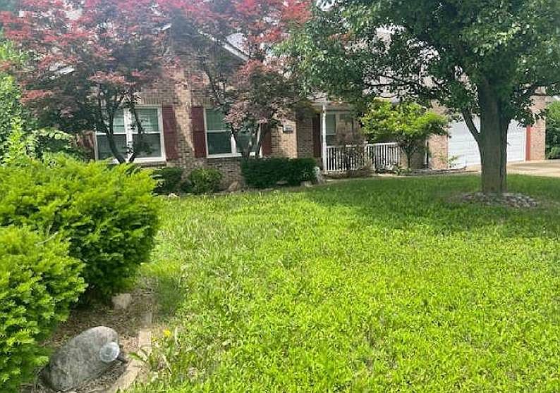 2nd image of 2333 Greenfield Dr