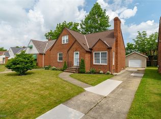 3975 Eastway Rd, South Euclid, OH 44118