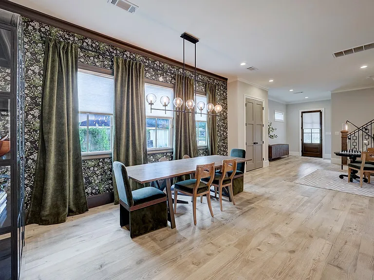 1322 Caywood Ln — Photo 12