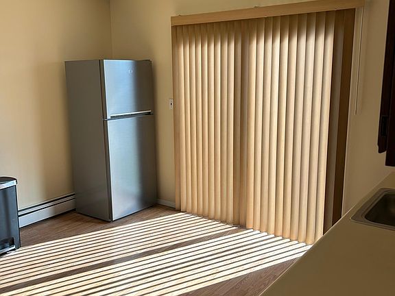 3rd image of 2 Oliva Ct