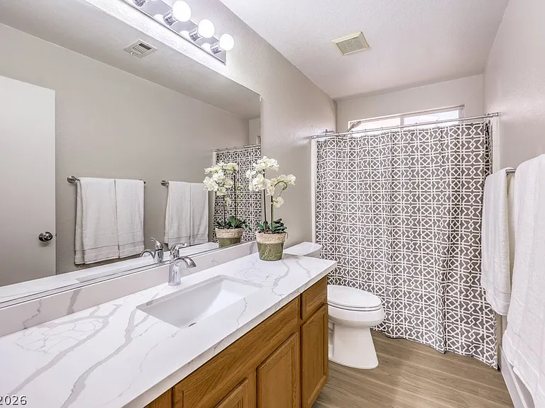 5016 Dancing Lights Ave — Photo 27